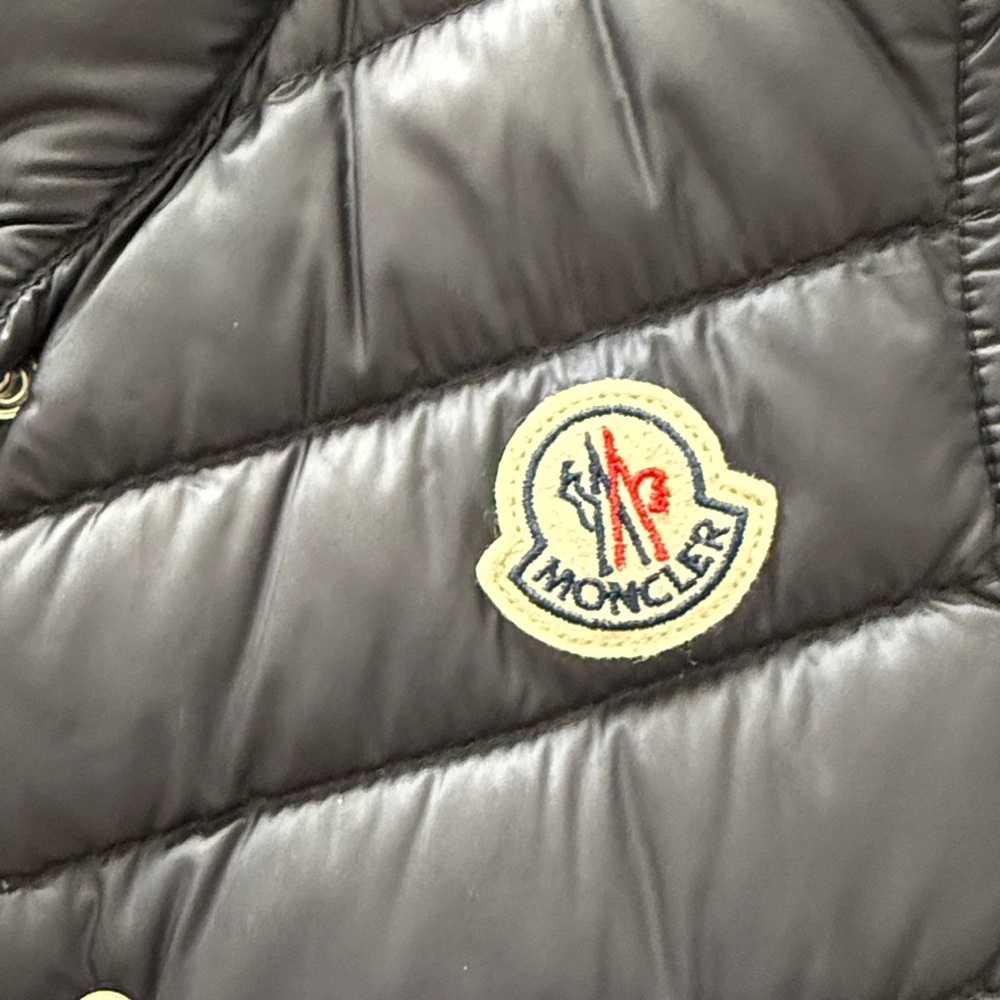 Moncler authentic Liane Gilet navy blue fitted girls down vest size 8A - Picture 4 of 10